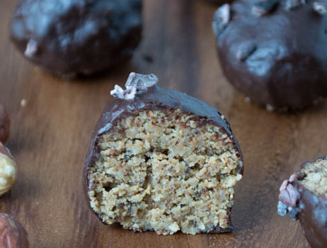 Sugar-Free Chocolate Hazelnut Energy Bites